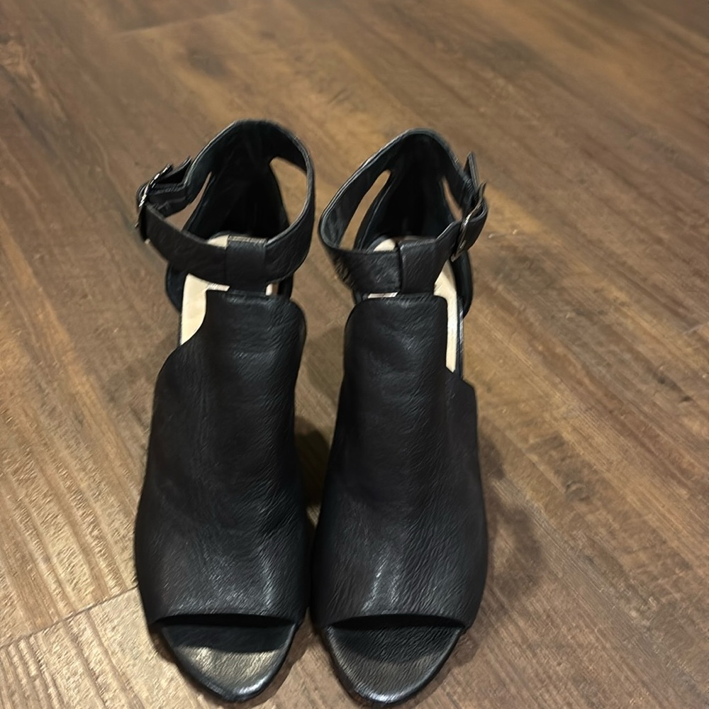 Vince Camuto Black Heel Sandal Size 8.5 Worn Once